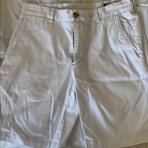 Men’s white Breaker shorts 9”